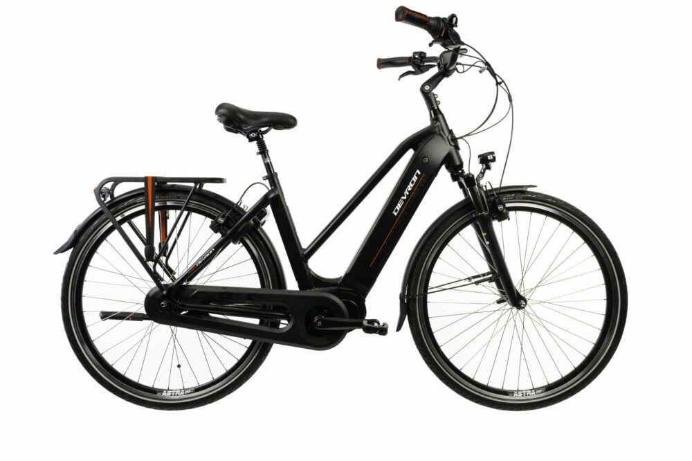 Devron  28430 Elektromos Kerékpár Magura Hydro fékkel Nexus 8 sebességes agyváltóval, integrált 17,5 Ah, 630 Wh, váz akkumulátorral